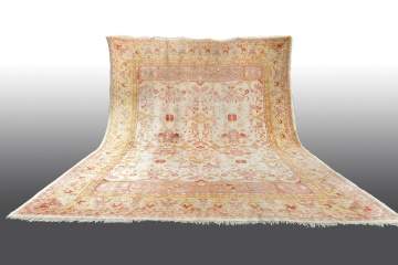 Oushak Oriental Carpet